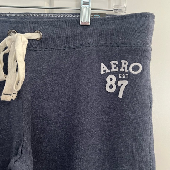 Aeropostale Women’s Navy Jogger Pants Sz L - Picture 2 of 5